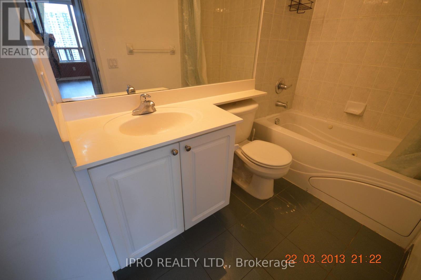 1712 - 35 Finch Avenue E, Toronto, Ontario  M2N 6Z8 - Photo 9 - C12136779