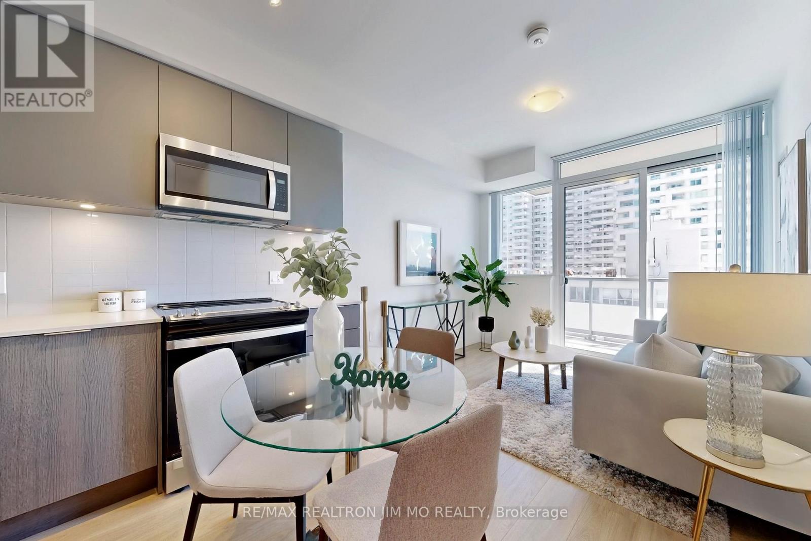 1605 - 25 Holly Street, Toronto, Ontario  M4S 0E3 - Photo 15 - C12136832