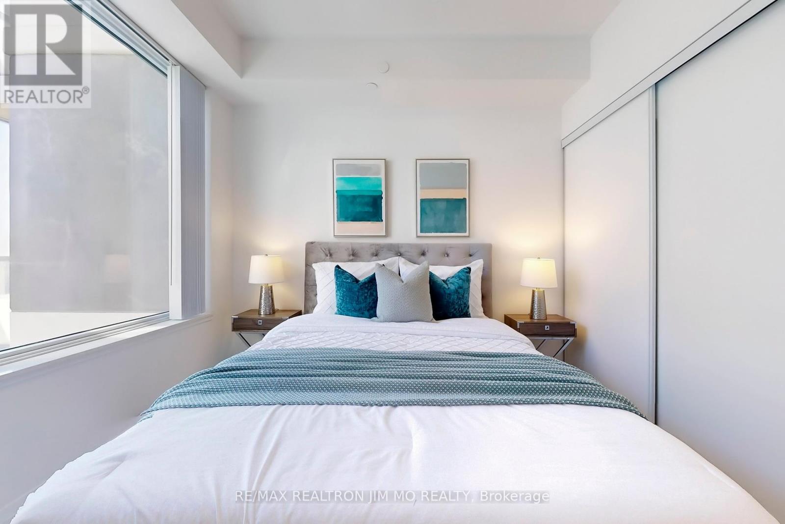 1605 - 25 Holly Street, Toronto, Ontario  M4S 0E3 - Photo 17 - C12136832