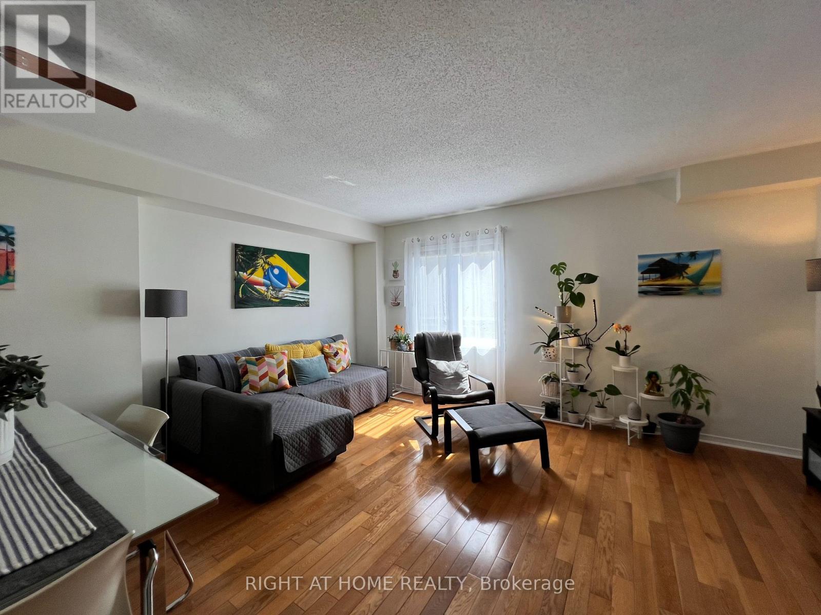 769 Cobble Hill Drive, Ottawa, Ontario  K2J 0C3 - Photo 8 - X12136979