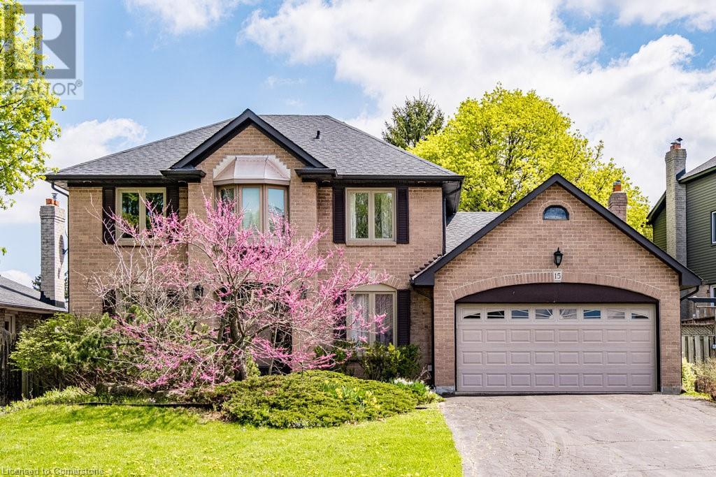 15 ONONDAGA Drive, Ancaster, Ontario