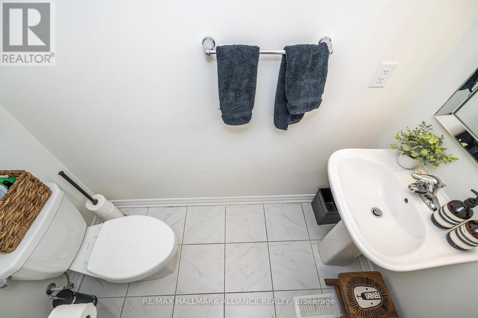 45 George Holley Street, Whitby, Ontario  L1P 0G4 - Photo 21 - E12136789