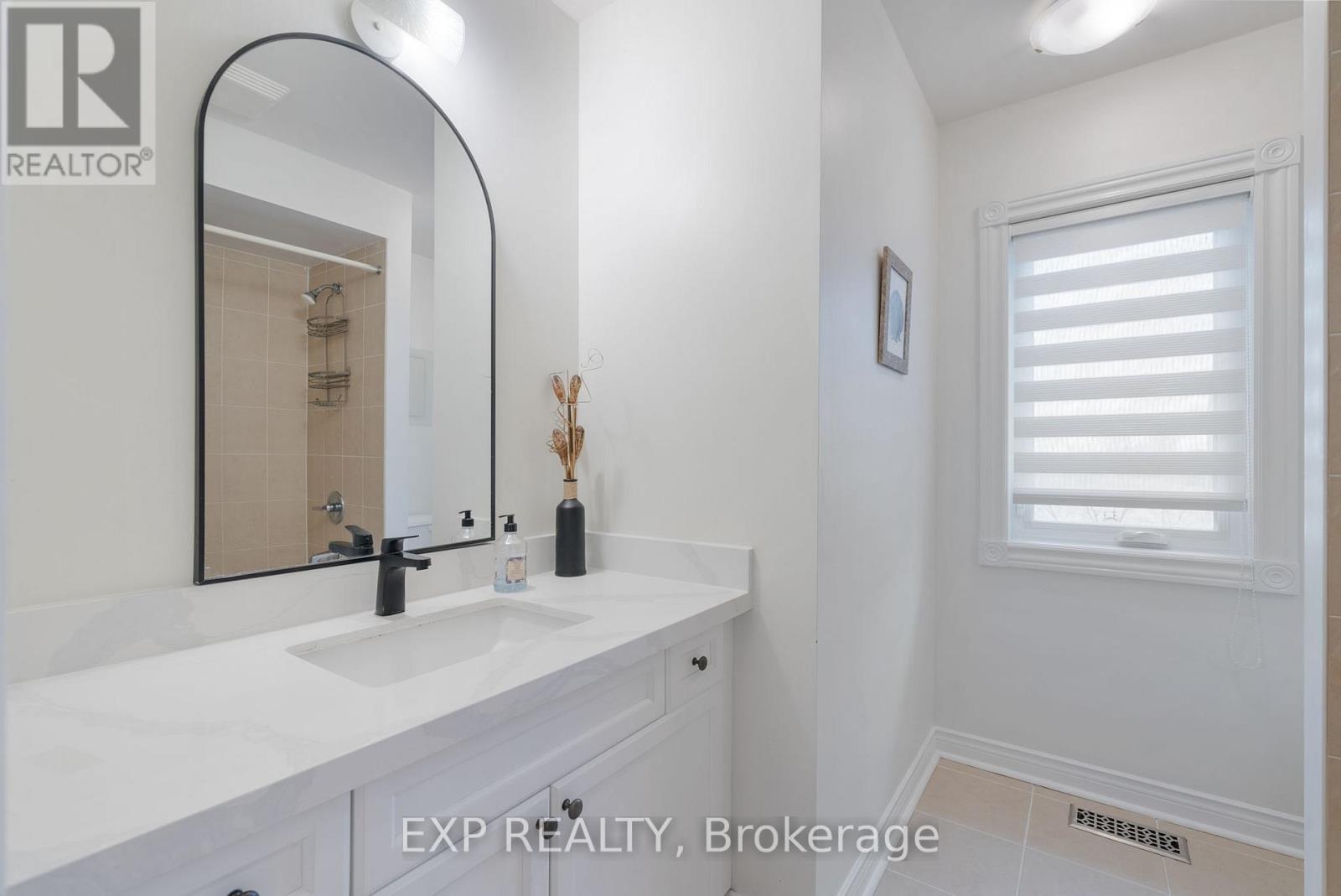 2 Hesham Drive, Whitby, Ontario  L1M 2J9 - Photo 42 - E12136795