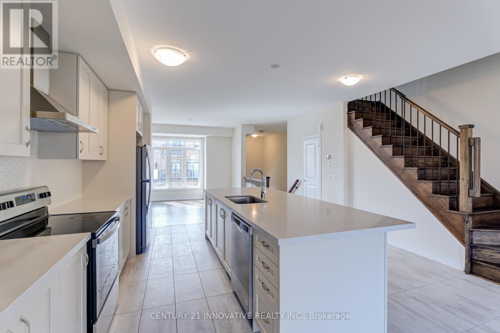 4 Icemaker Way, Whitby, Ontario  L1P 0L5 - Photo 13 - E12136957