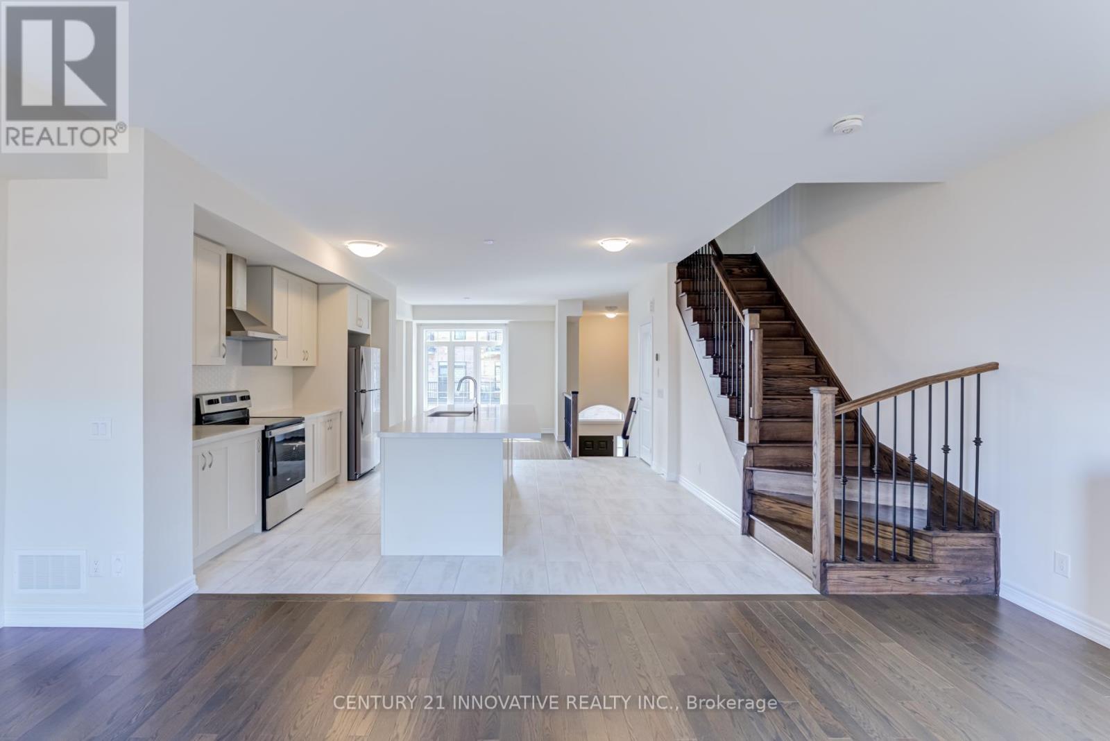 4 Icemaker Way, Whitby, Ontario  L1P 0L5 - Photo 16 - E12136957