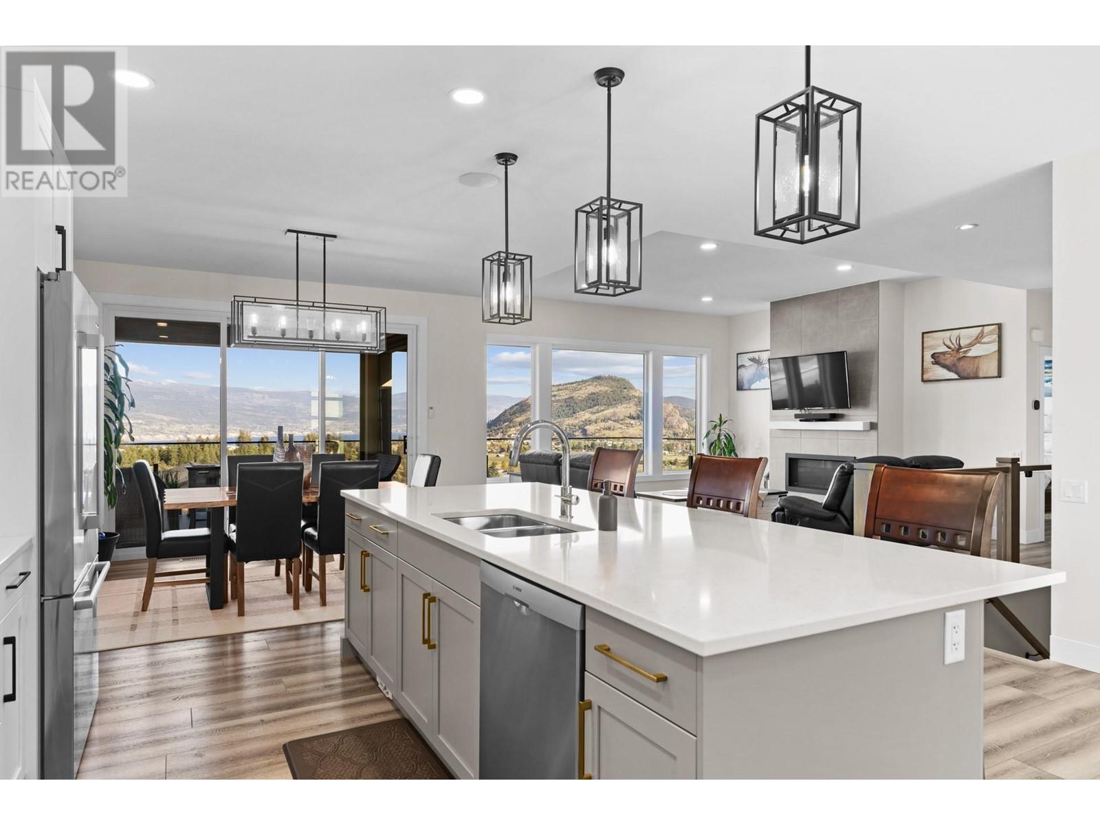 Property at 17511 Sanborn Street image 5
