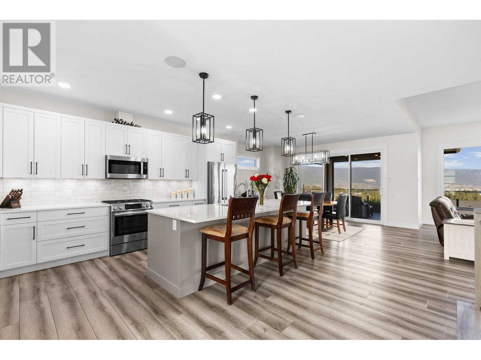 Property at 17511 Sanborn Street image 3