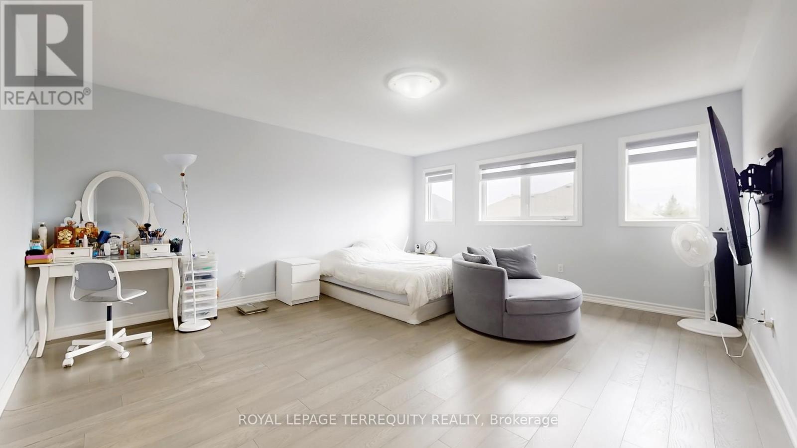 31 Chalone Crescent, Vaughan, Ontario  L4H 1V6 - Photo 18 - N12136788