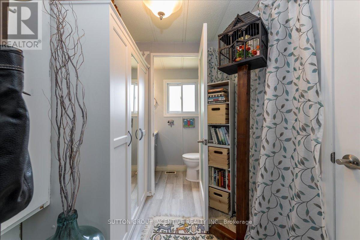3 Yew Court, Innisfil, Ontario  L9S 1M9 - Photo 18 - N12136806