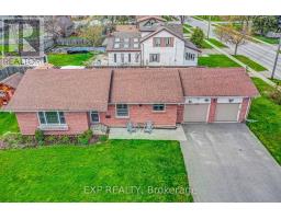7 QUEEN STREET, Brock, Ontario