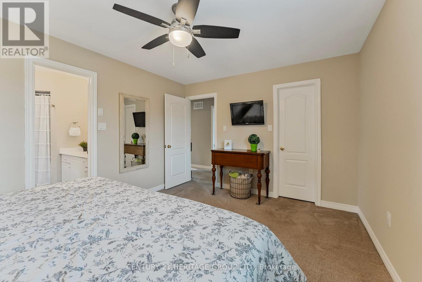 29 Prince Drive, Bradford West Gwillimbury (Bradford), Ontario  L3Z 3B7 - Photo 23 - N12136875