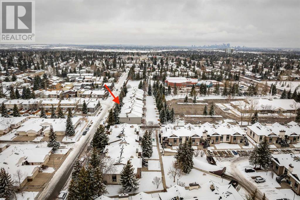 Property at 11128 26 Street SW image 3