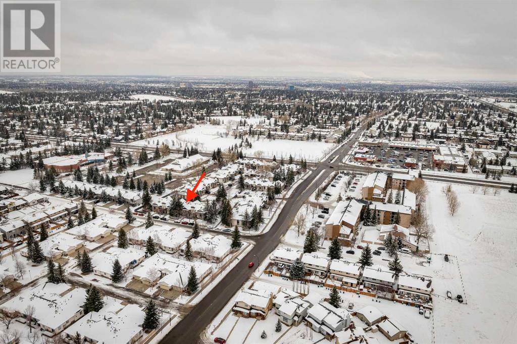 Property at 11128 26 Street SW image 4