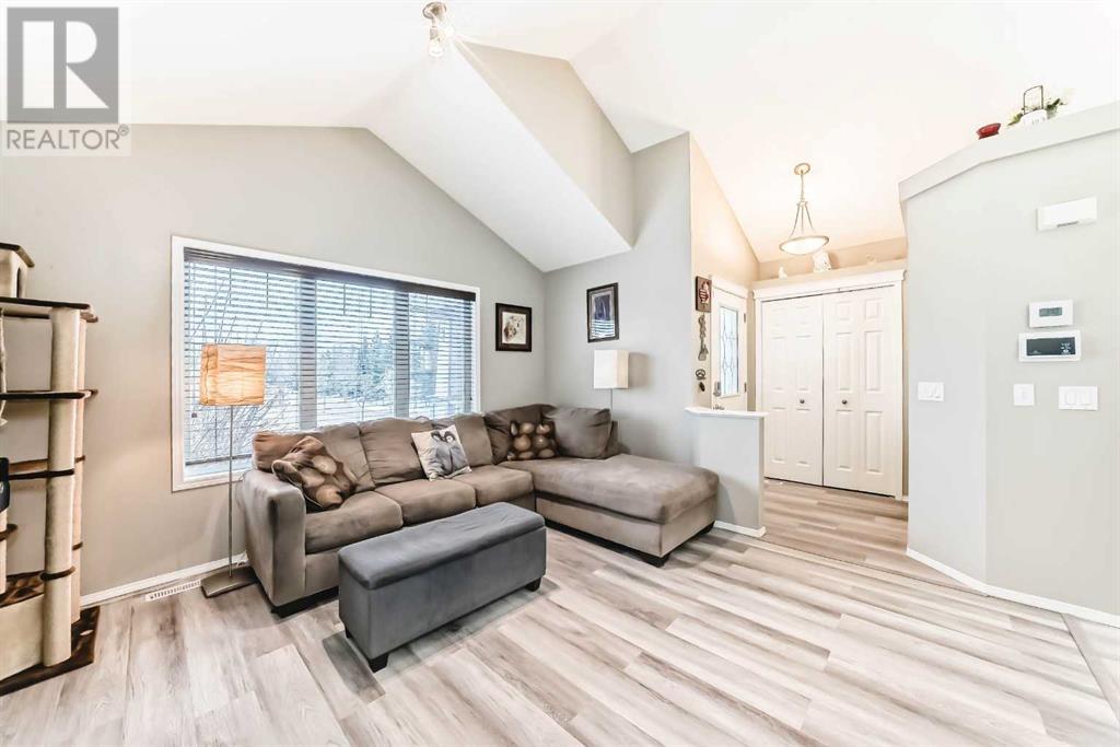 257 Everglen Rise Sw, Calgary, Alberta  T2Y 5E7 - Photo 15 - A2218405