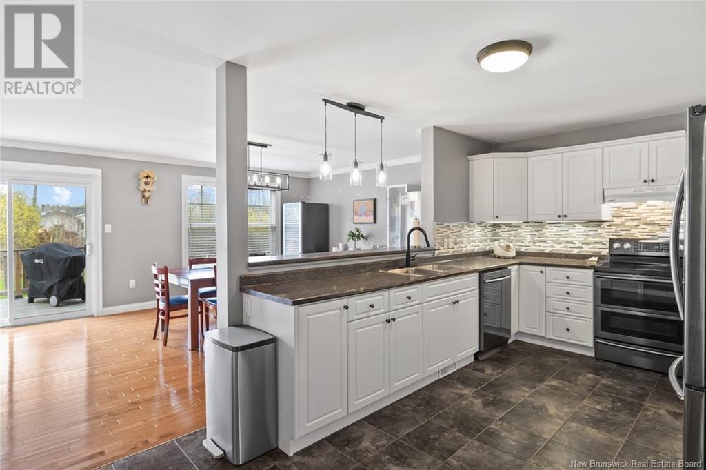 Property at 9 McCaffrey Court image 5