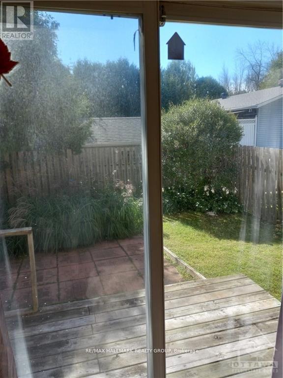 16 Craig Street, Perth, Ontario  K7H 3K1 - Photo 3 - X12070461
