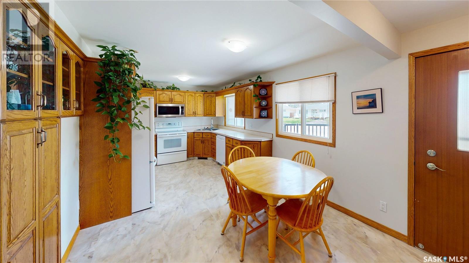 Property at 40 UPLAND DRIVE image 2