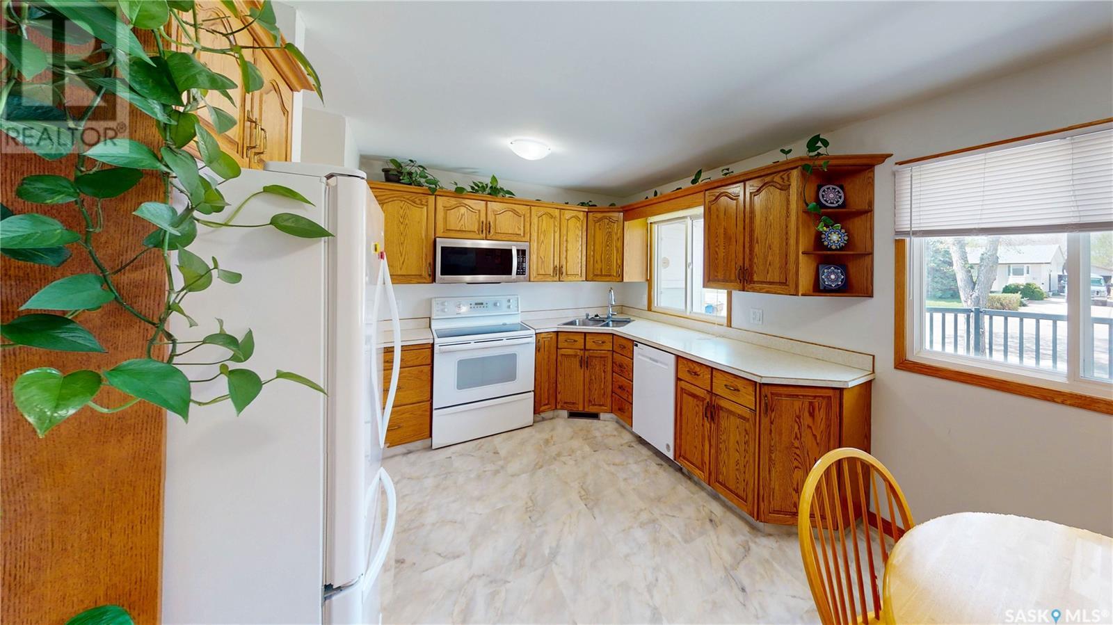 40 Upland Drive, Regina, Saskatchewan  S4R 0B9 - Photo 5 - SK005172