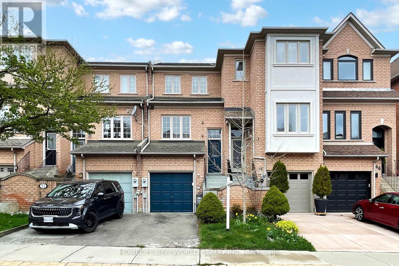 Property at 50 BLUEWATER COURT image 1