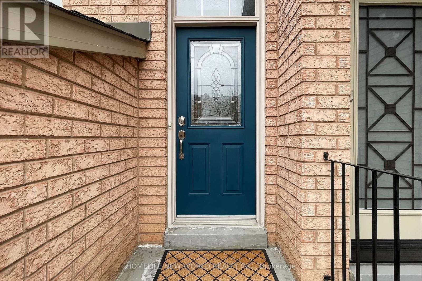 Property at 50 BLUEWATER COURT image 4