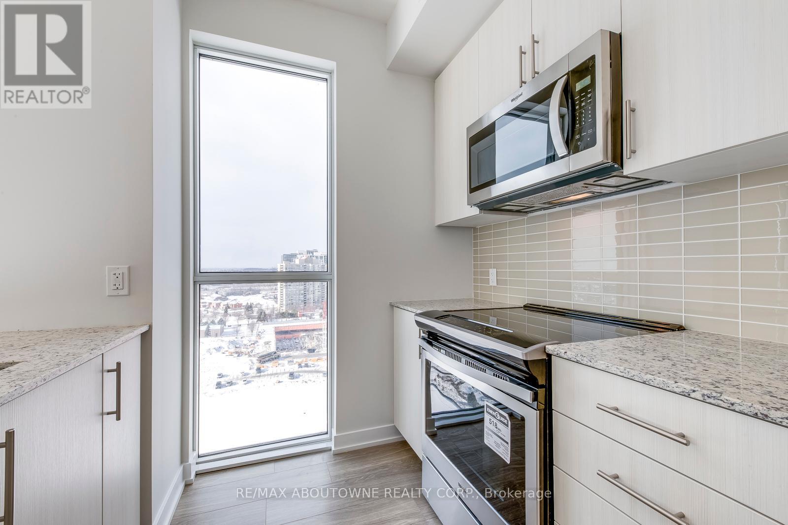 1702 - 4085 Parkside Village Drive, Mississauga, Ontario  L5B 0K8 - Photo 21 - W12136802