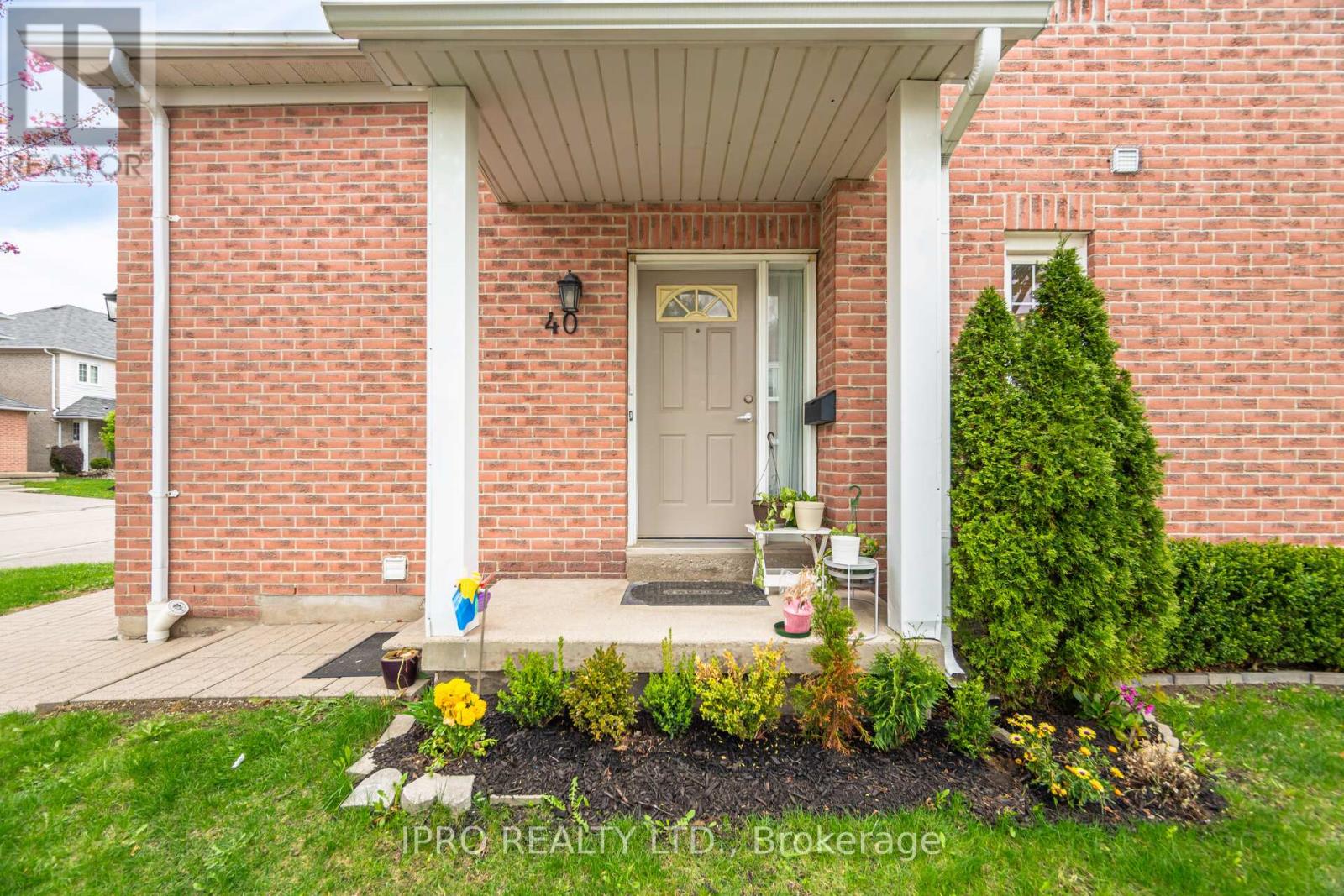 40a - 5205 Glen Erin Drive, Mississauga (Central Erin Mills), Ontario  L5M 5N6 - Photo 3 - W12136803