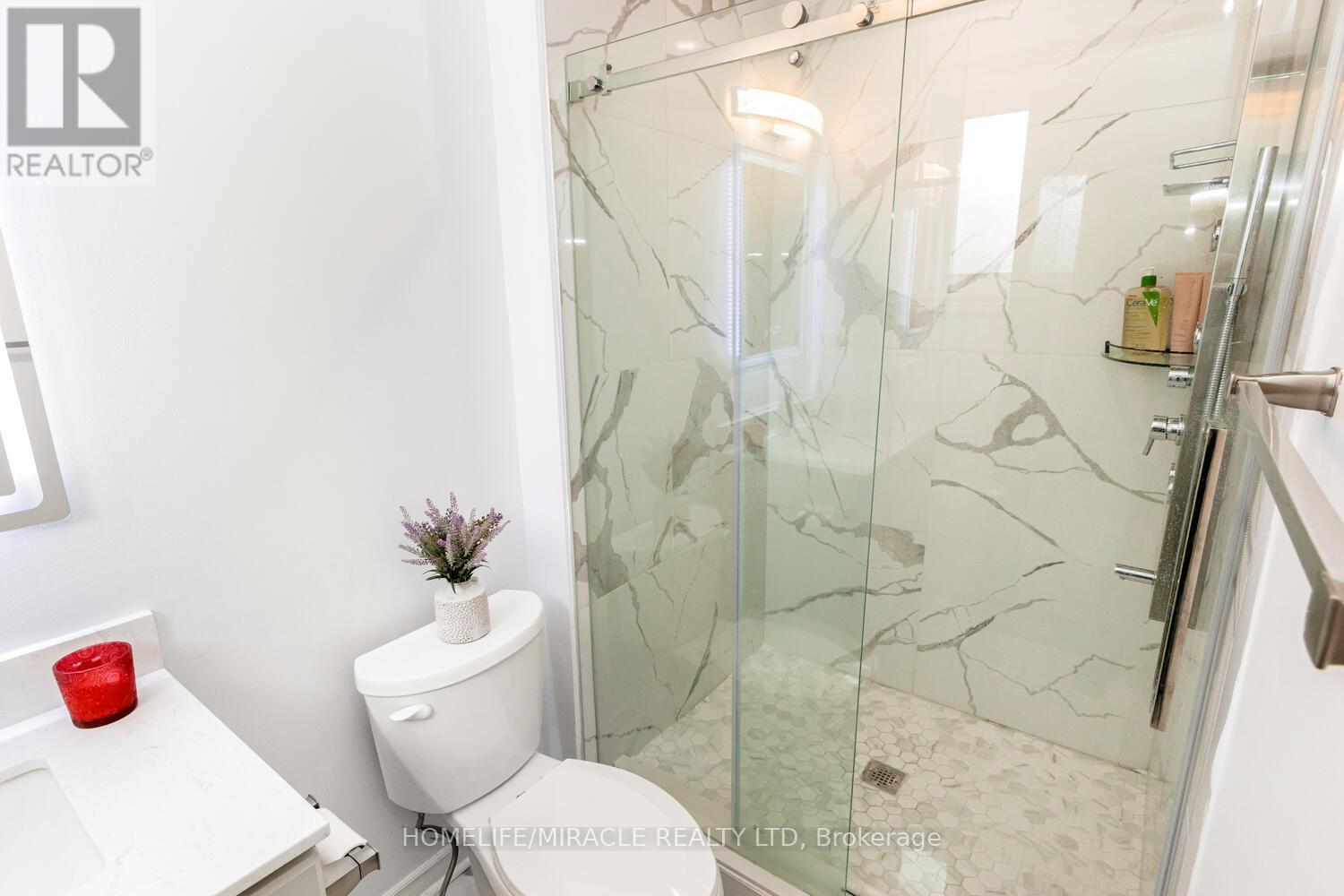 1677 Stover Crescent, Milton, Ontario  L9T 5N3 - Photo 31 - W12136828