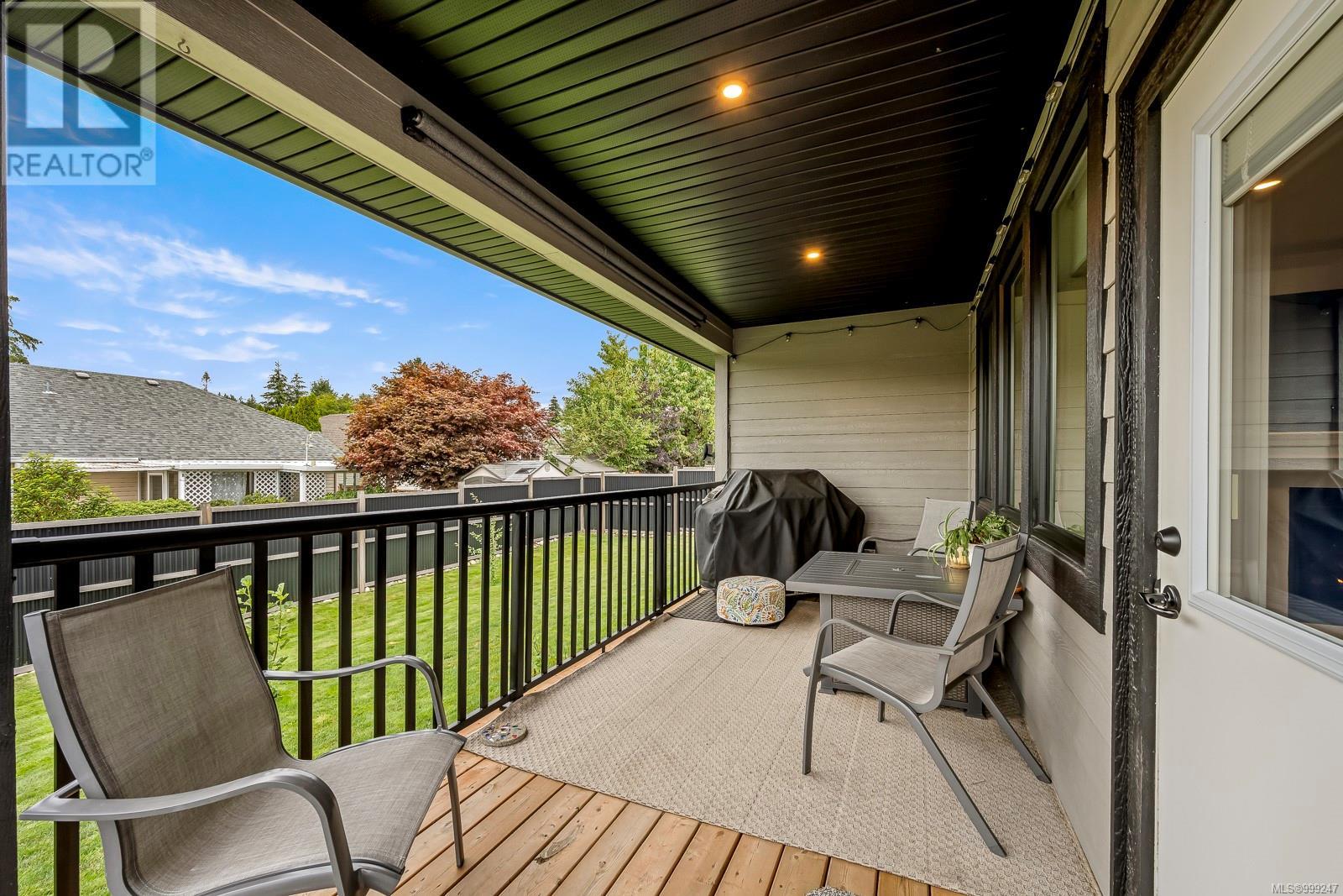 Property at 739 Bushbuck Dr image 3