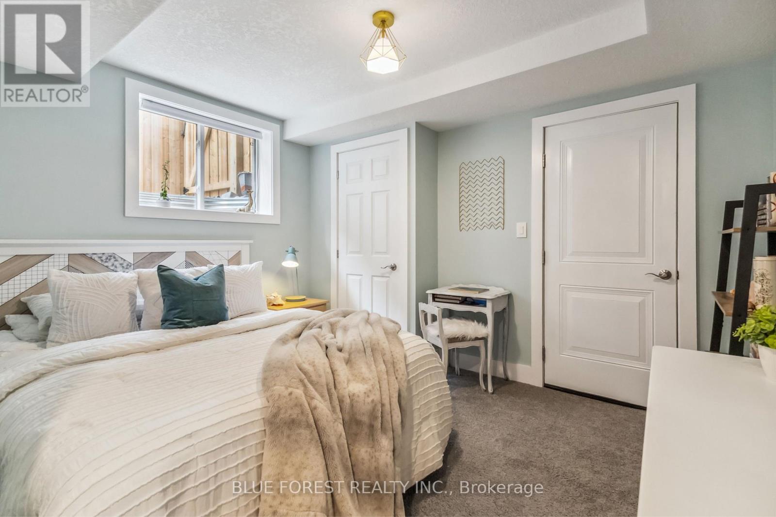 2529 Seven Oaks Ridge, London South, Ontario  N6M 0E6 - Photo 31 - X12137229