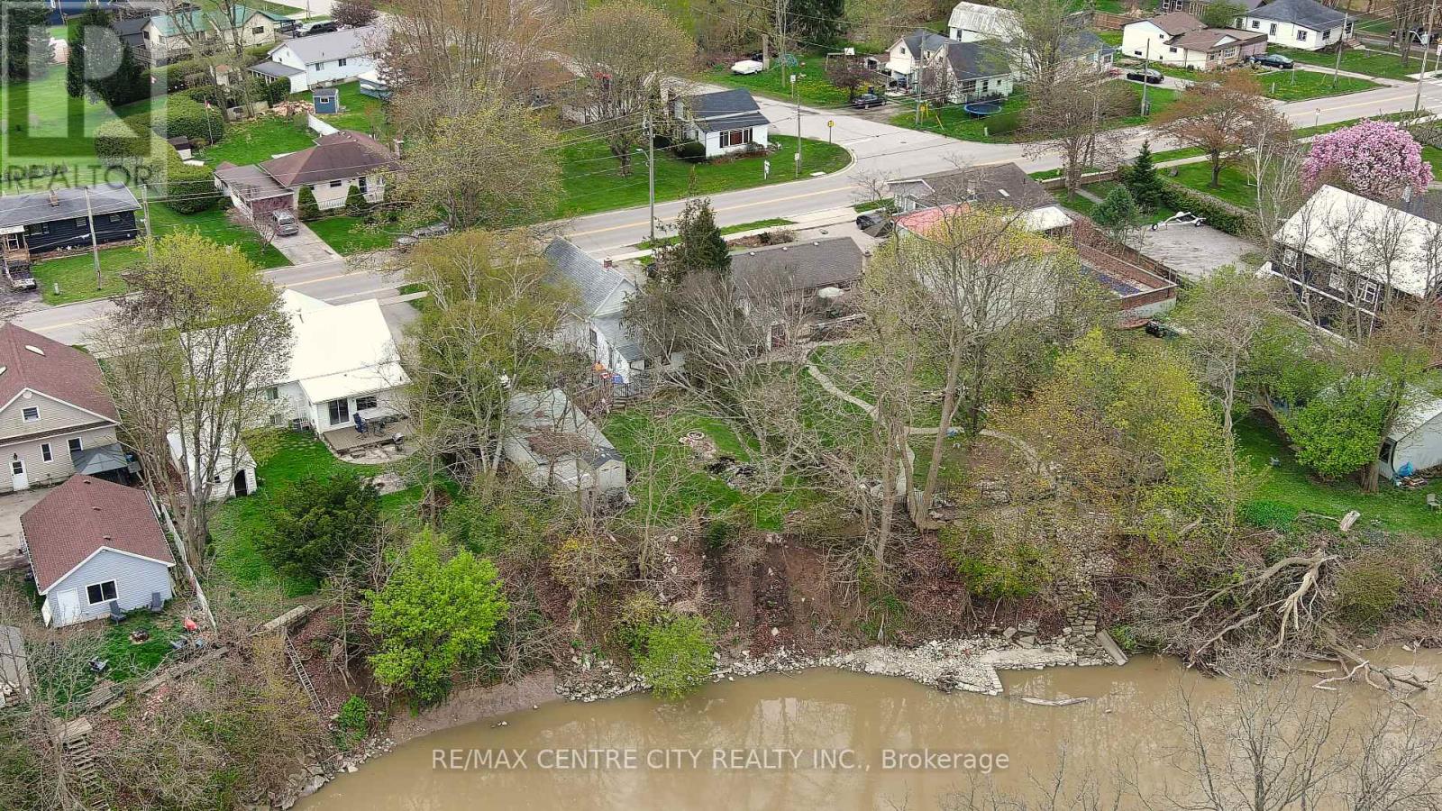 355 Warren Street, Central Elgin, Ontario  N5L 1B5 - Photo 26 - X12137230