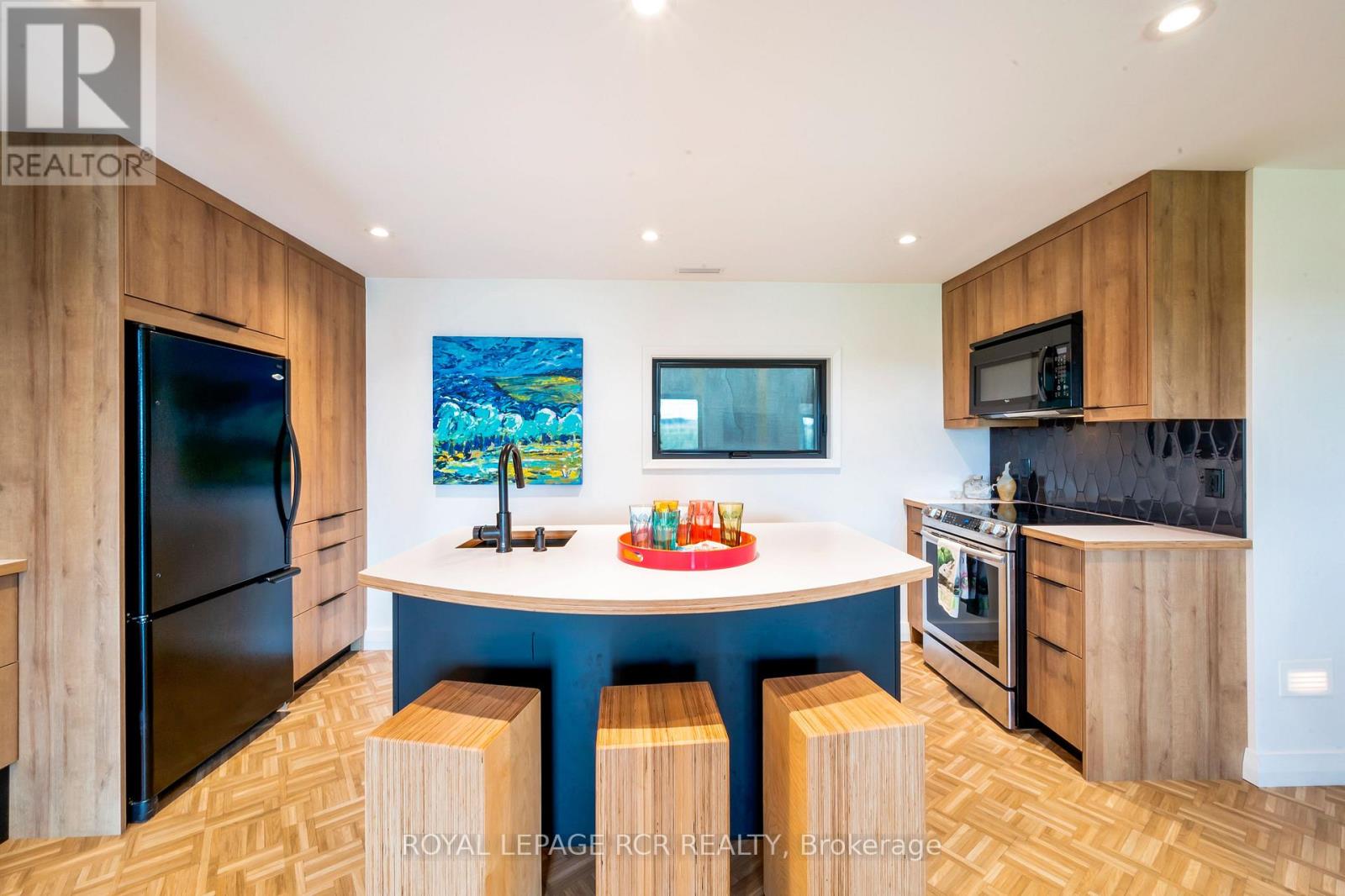 6398 Second Line, Centre Wellington (Fergus), Ontario  N1M 2W4 - Photo 33 - X12136918