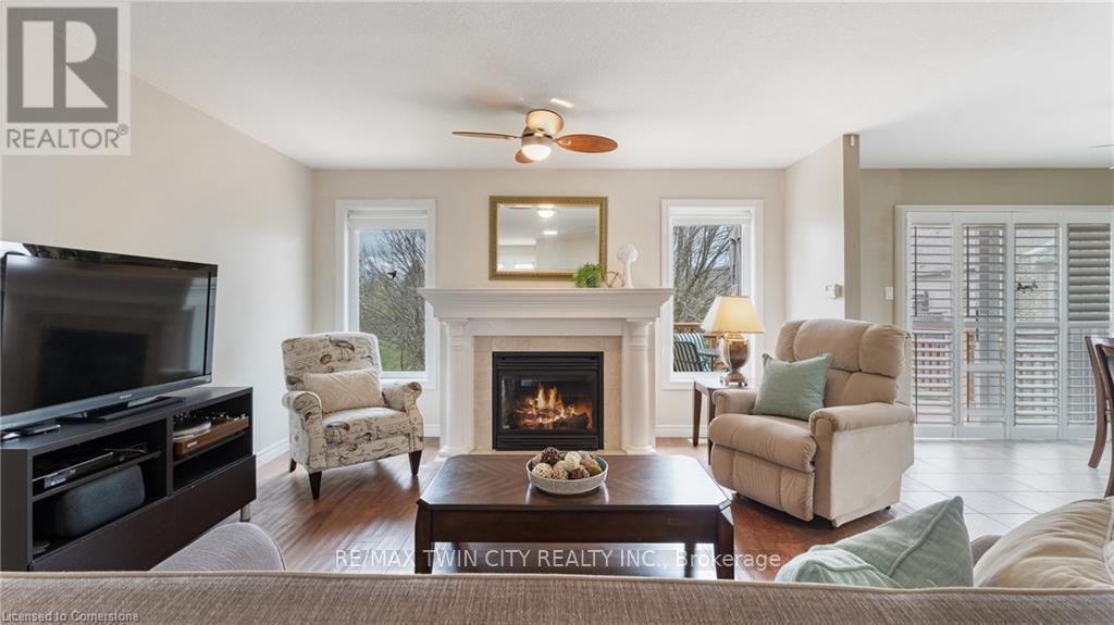 22 Cobblestone Drive, Brant, Ontario  N3L 4G1 - Photo 12 - X12136945