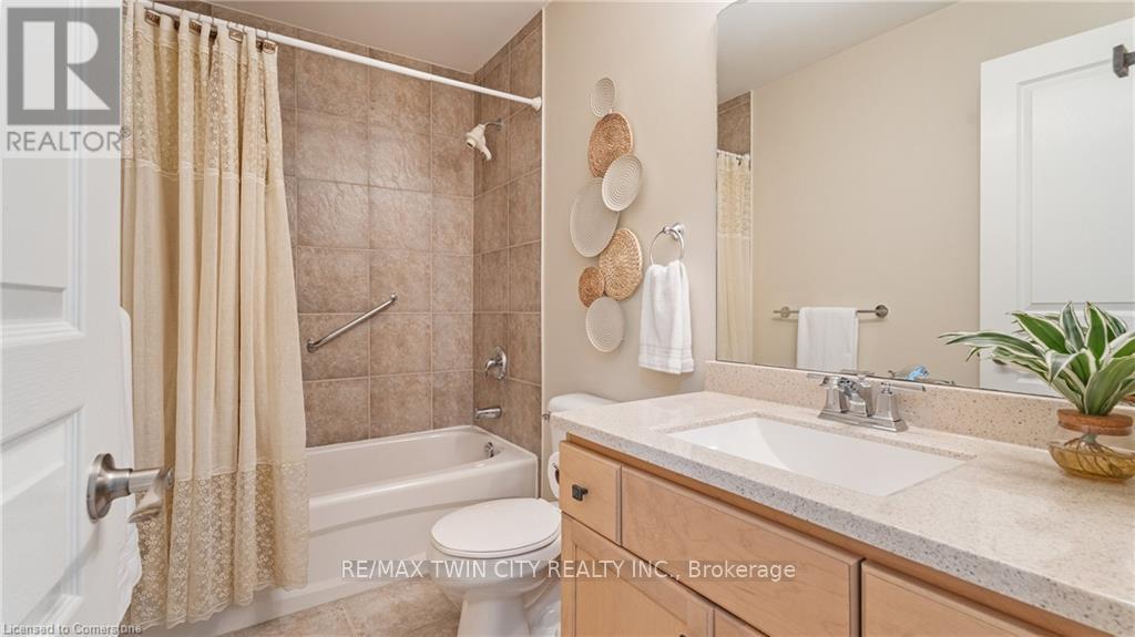 22 Cobblestone Drive, Brant, Ontario  N3L 4G1 - Photo 21 - X12136945