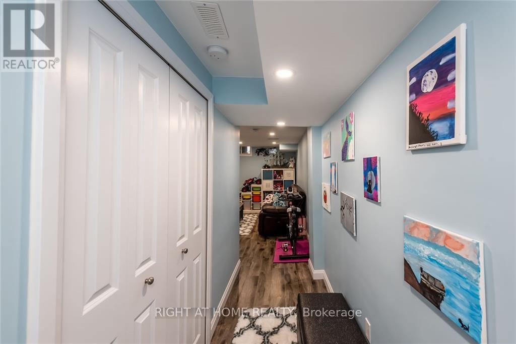 9 Medici Lane, Hamilton (Carpenter), Ontario  L9B 0C8 - Photo 44 - X12136955