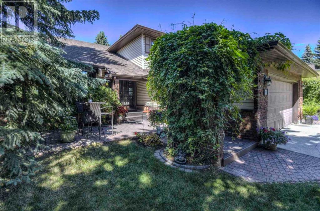 Property at 203 Pump Hill View SW image 5