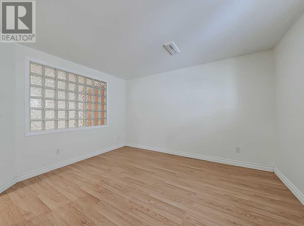 14 Lissington Drive Sw, Calgary, Alberta  T3E 5E1 - Photo 36 - A2219310