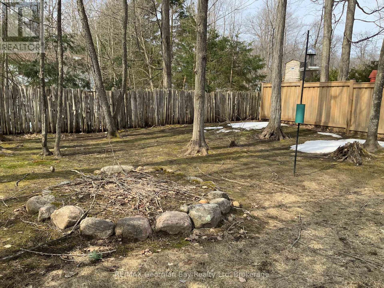 16 Mundy Avenue, Tiny, Ontario  L9M 0B5 - Photo 37 - S12082152