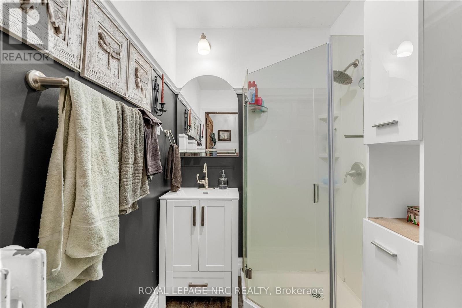305 Mitchell Street, Port Colborne, Ontario  L3K 1Y7 - Photo 25 - X12137210