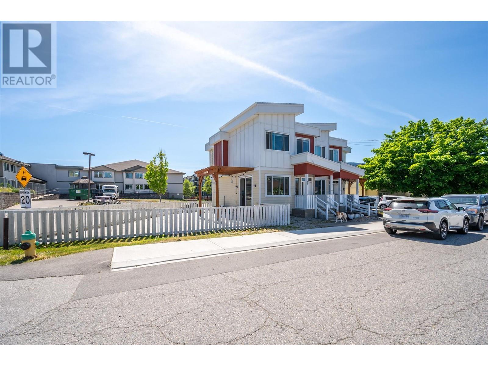 Property at 102 COSSAR Avenue Unit# 101 image 5