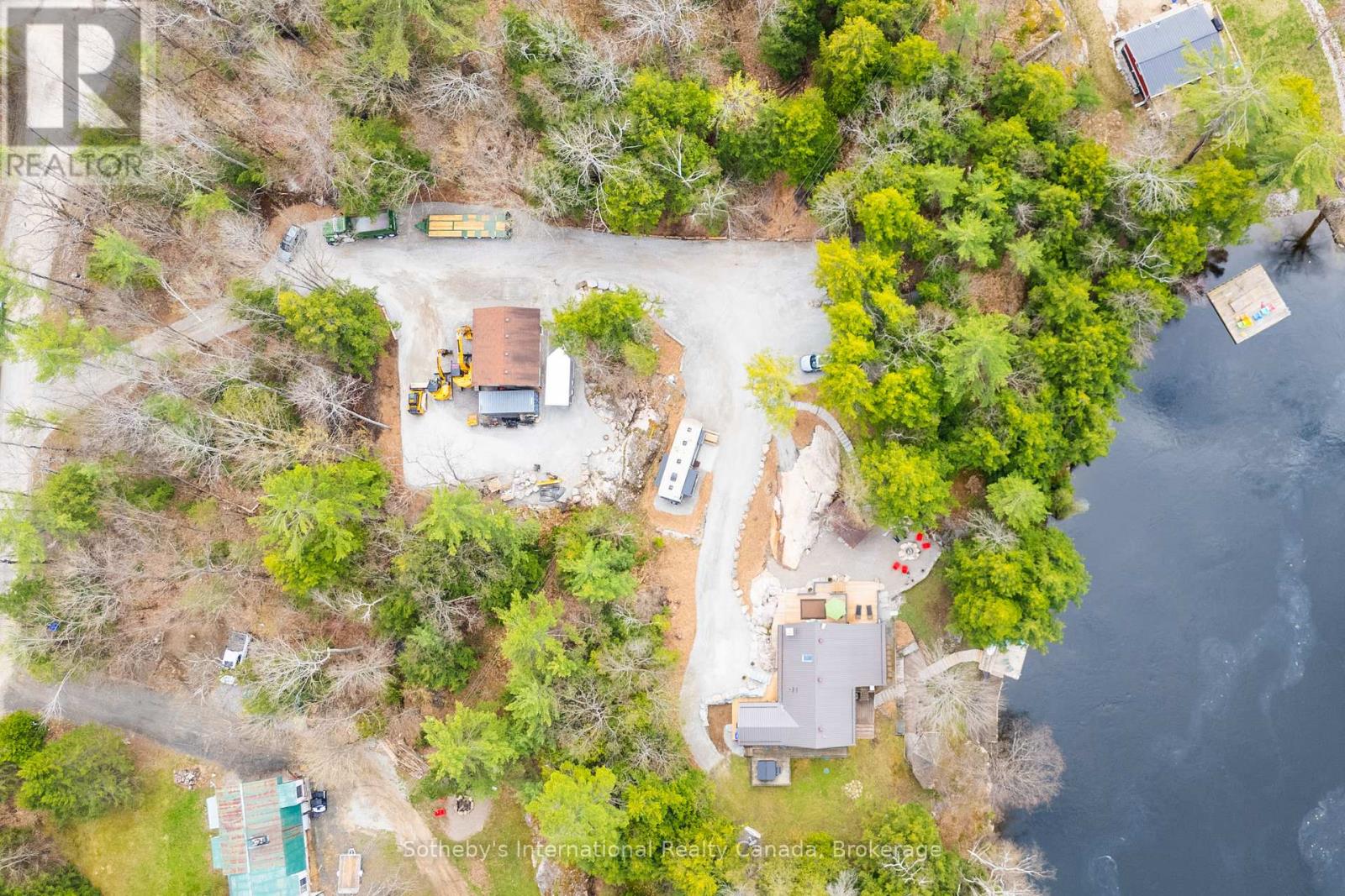 Property at 5270 DEAN TRAIL image 5
