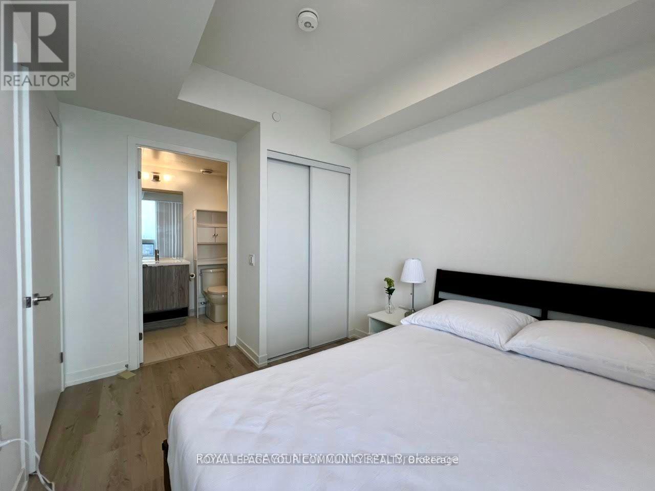 7302 - 138 Downes Street, Toronto, Ontario  M5E 0E4 - Photo 19 - C12137005