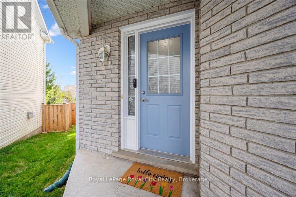 47 Mccurdy Road, Guelph, Ontario N1G 4Z9 - Photo 4 - X12137074