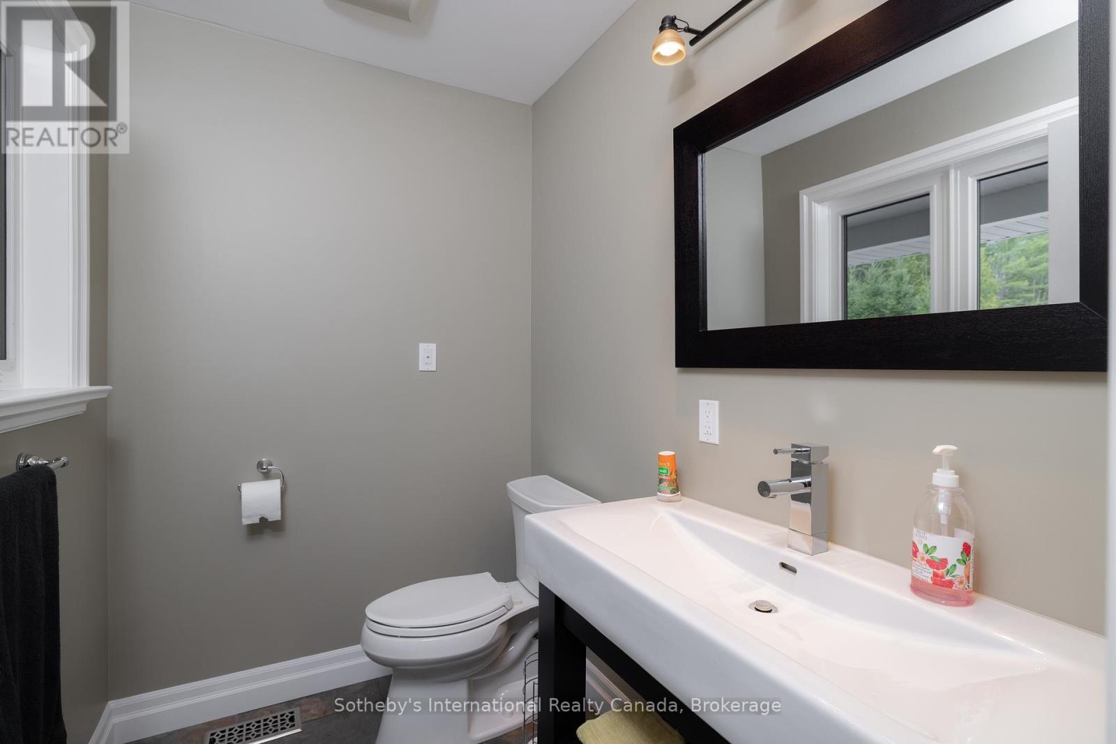 2 - 1492 North Shore Road, Muskoka Lakes, Ontario  P0B 1M0 - Photo 27 - X12137129