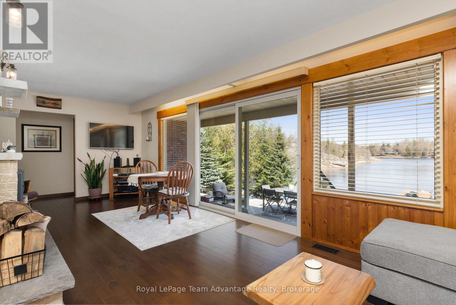 18 Pine Valley Drive, Carling, Ontario  P0G 1G0 - Photo 13 - X12137244