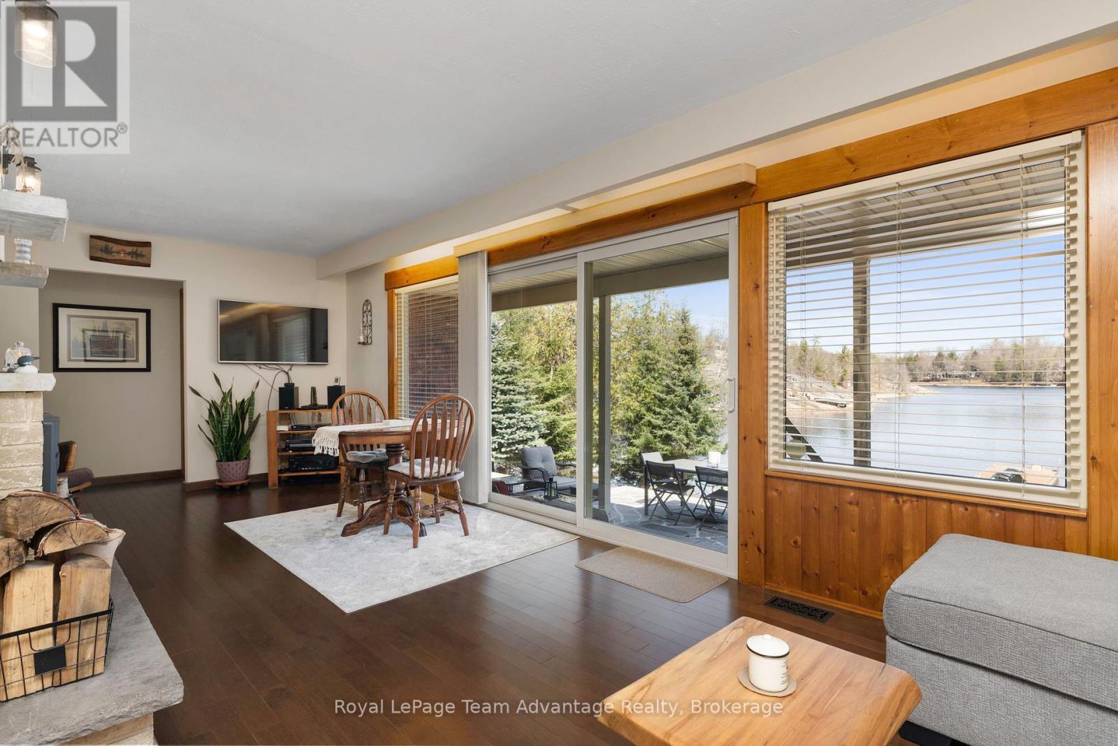 18 Pine Valley Drive, Carling, Ontario  P0G 1G0 - Photo 21 - X12137244