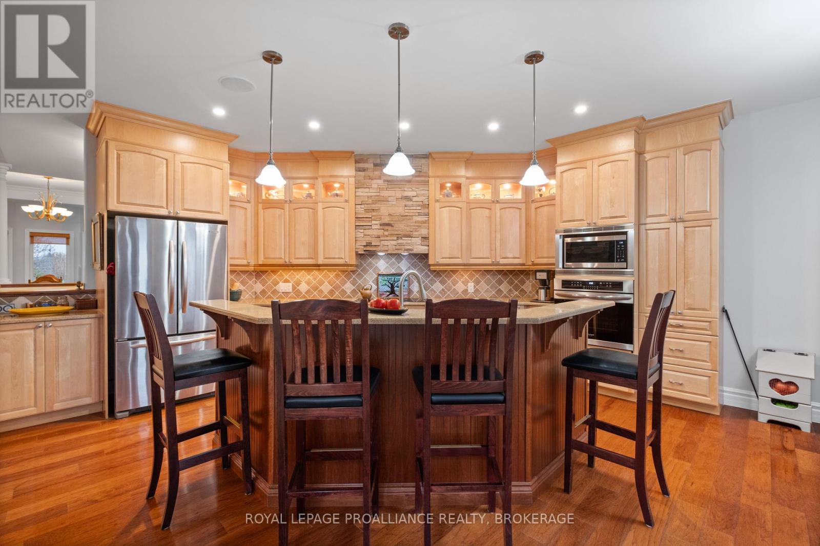 12 Easy Lane, Frontenac Islands, Ontario  K0H 2Y0 - Photo 21 - X12137251