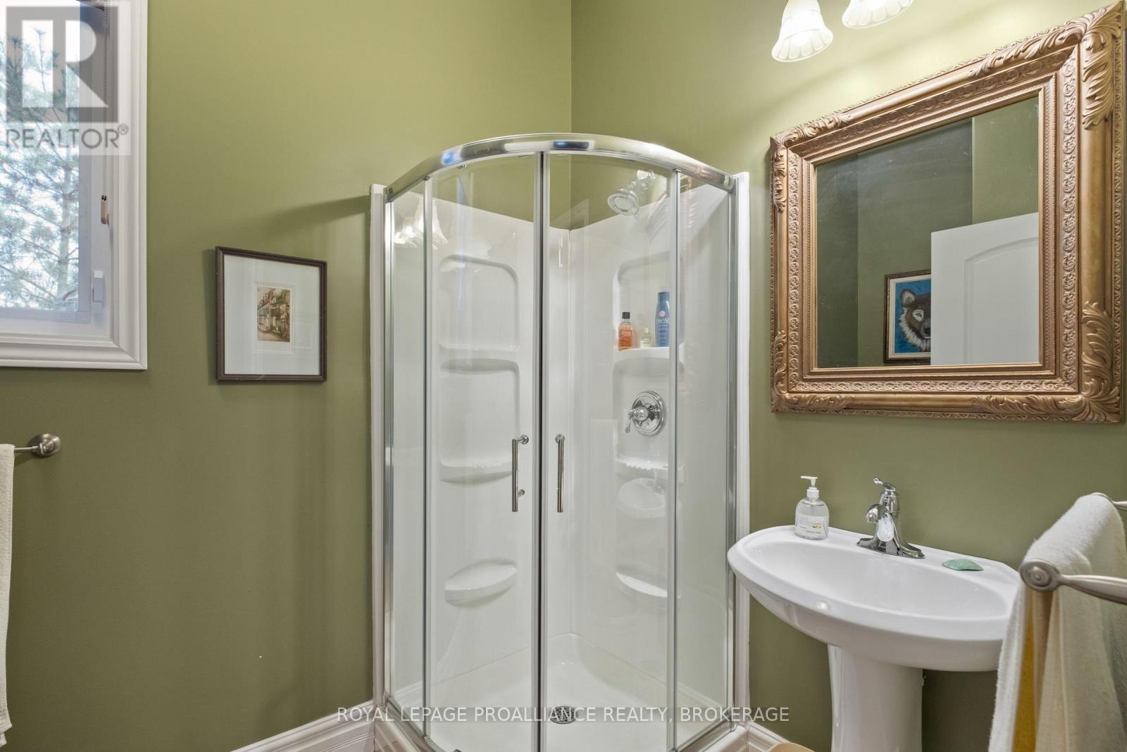12 Easy Lane, Frontenac Islands, Ontario  K0H 2Y0 - Photo 41 - X12137251