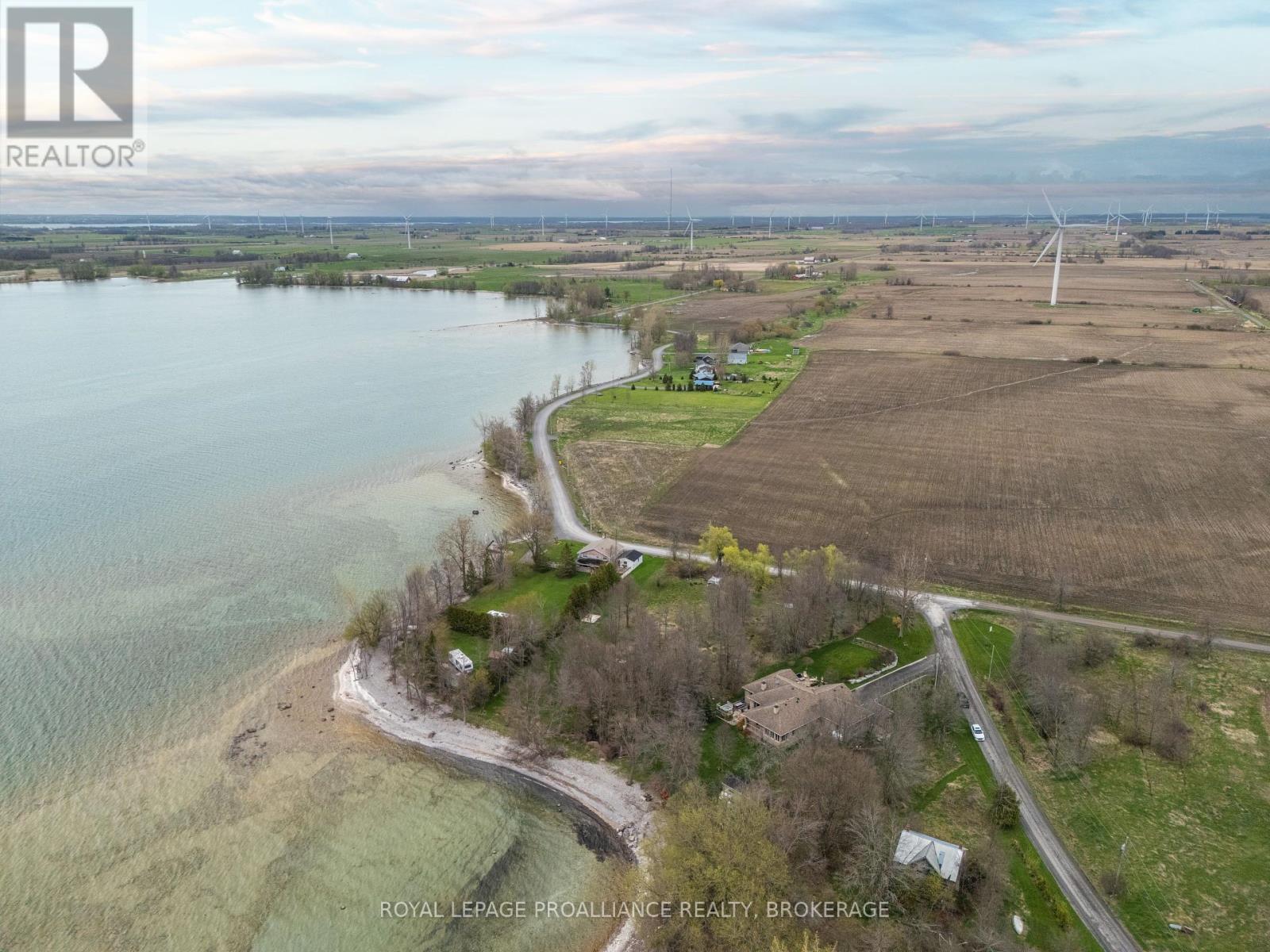 12 Easy Lane, Frontenac Islands, Ontario  K0H 2Y0 - Photo 50 - X12137251