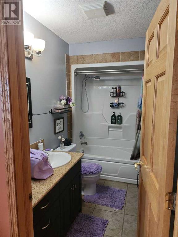 302 8 Avenue, Fox Creek, Alberta  T0H 1P0 - Photo 25 - A2152681