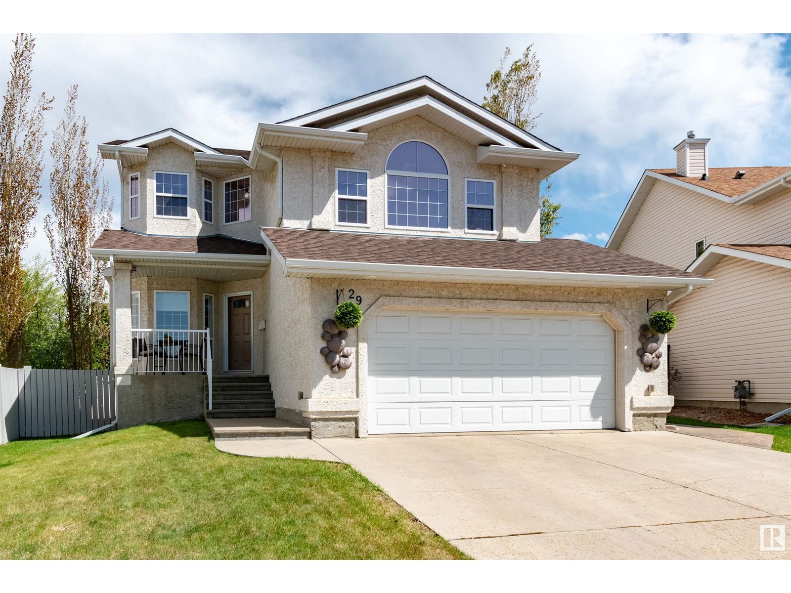 Property at 29 Forrest BA image 1